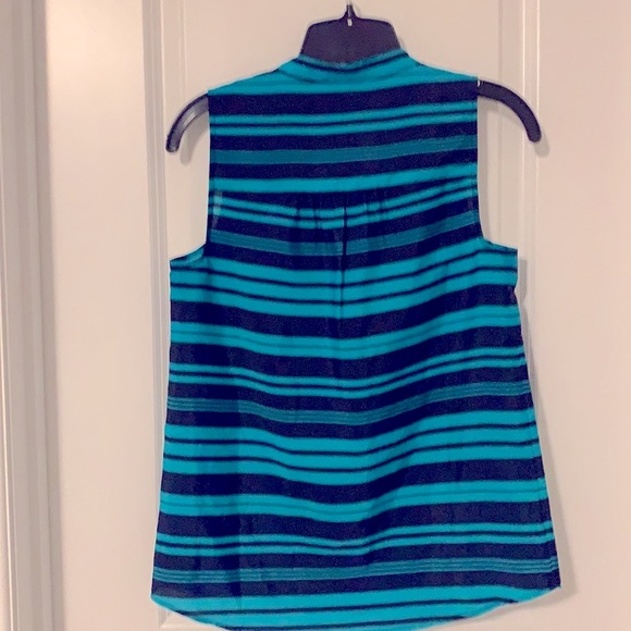 Sleeveless JCrew Stripped Shirt - Picture 3 of 3